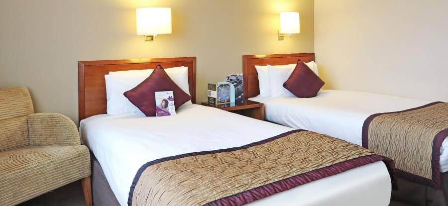 crowne plaza hotel manchester airport reviews